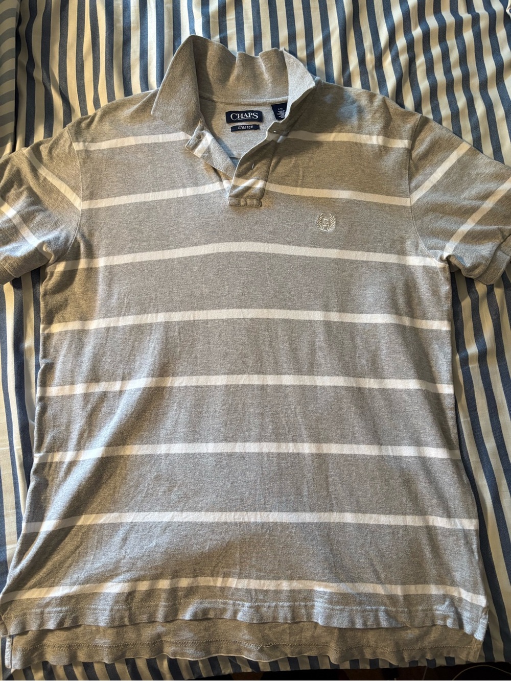 Chaps Men’s Gray & White Striped Polo